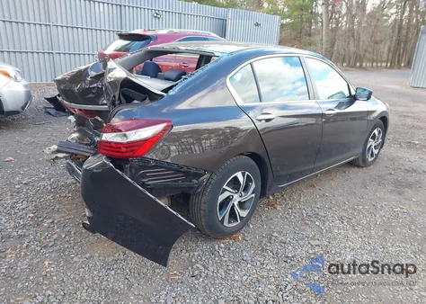 2016 Honda Accord Lx z USA, uszkodzony, nr VIN 1HGCR2F40GA025060
